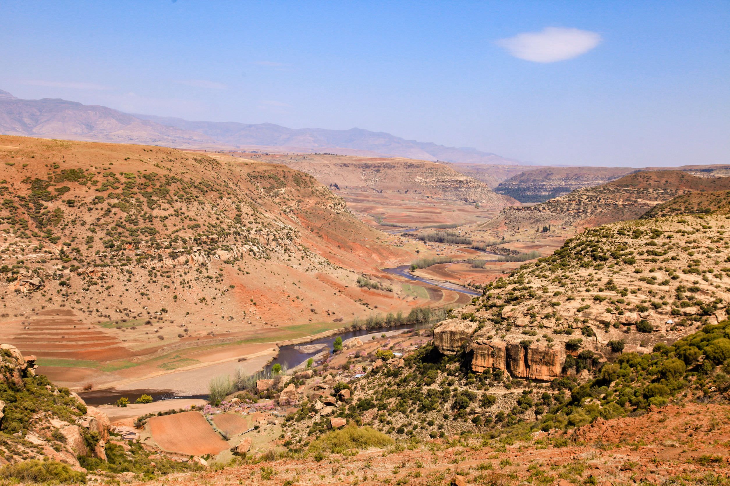 , Tiny Lesotho looks to become African staging ground for medical marijuana businesses
