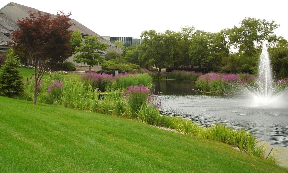Image of Scott's Miracle-Gro corporate headquarters