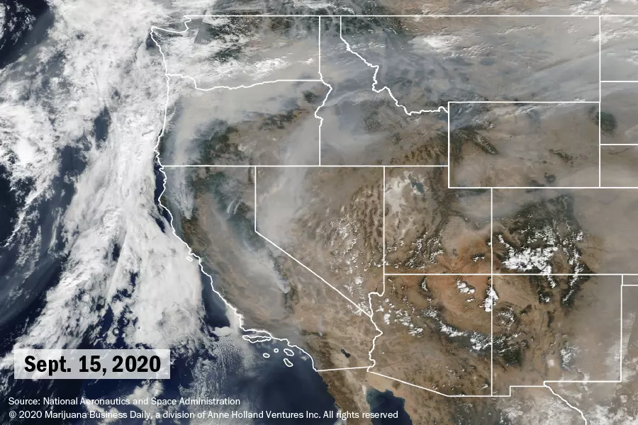 Satellite image of smoke from Western wildfires.
