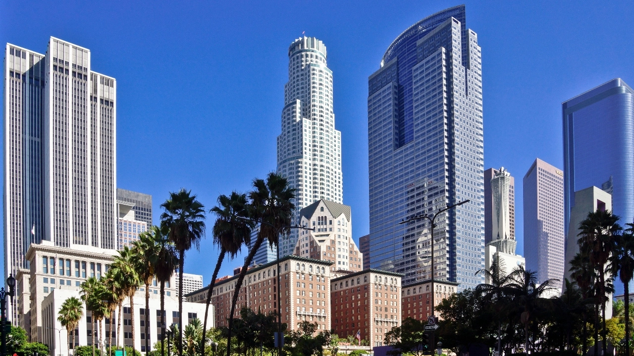 Image of downtown Los Angeles skyline