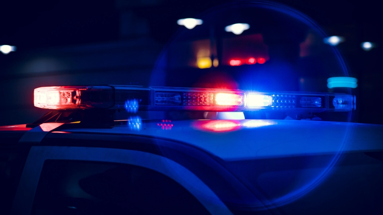 Image of a lightbar atop a police car